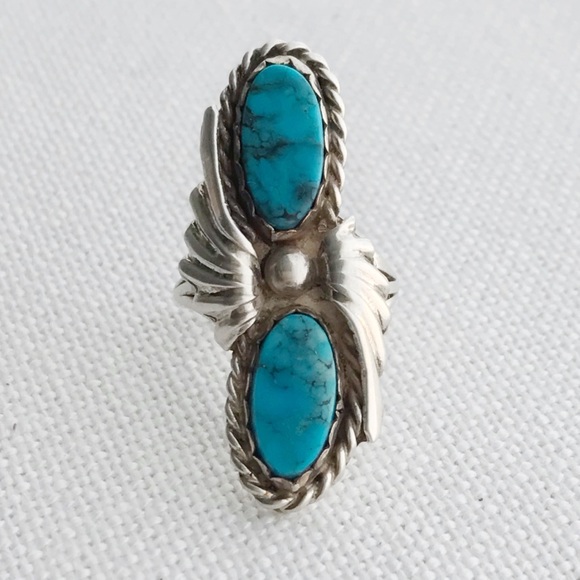 VINTAGE Turquoise Native Sterling Statement Ring - Picture 4 of 7